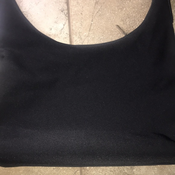 AUTHENTIC SALVATORE FERRAGAMO BLACK SHOULDER BAG - Picture 15 of 16